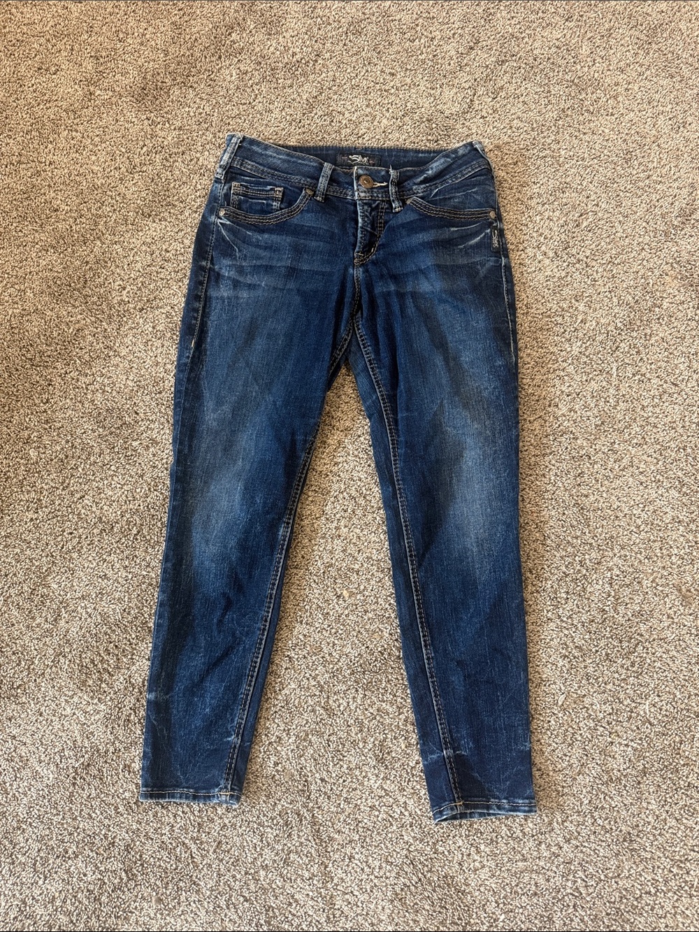 Women’s cropped silver skinny jeans
